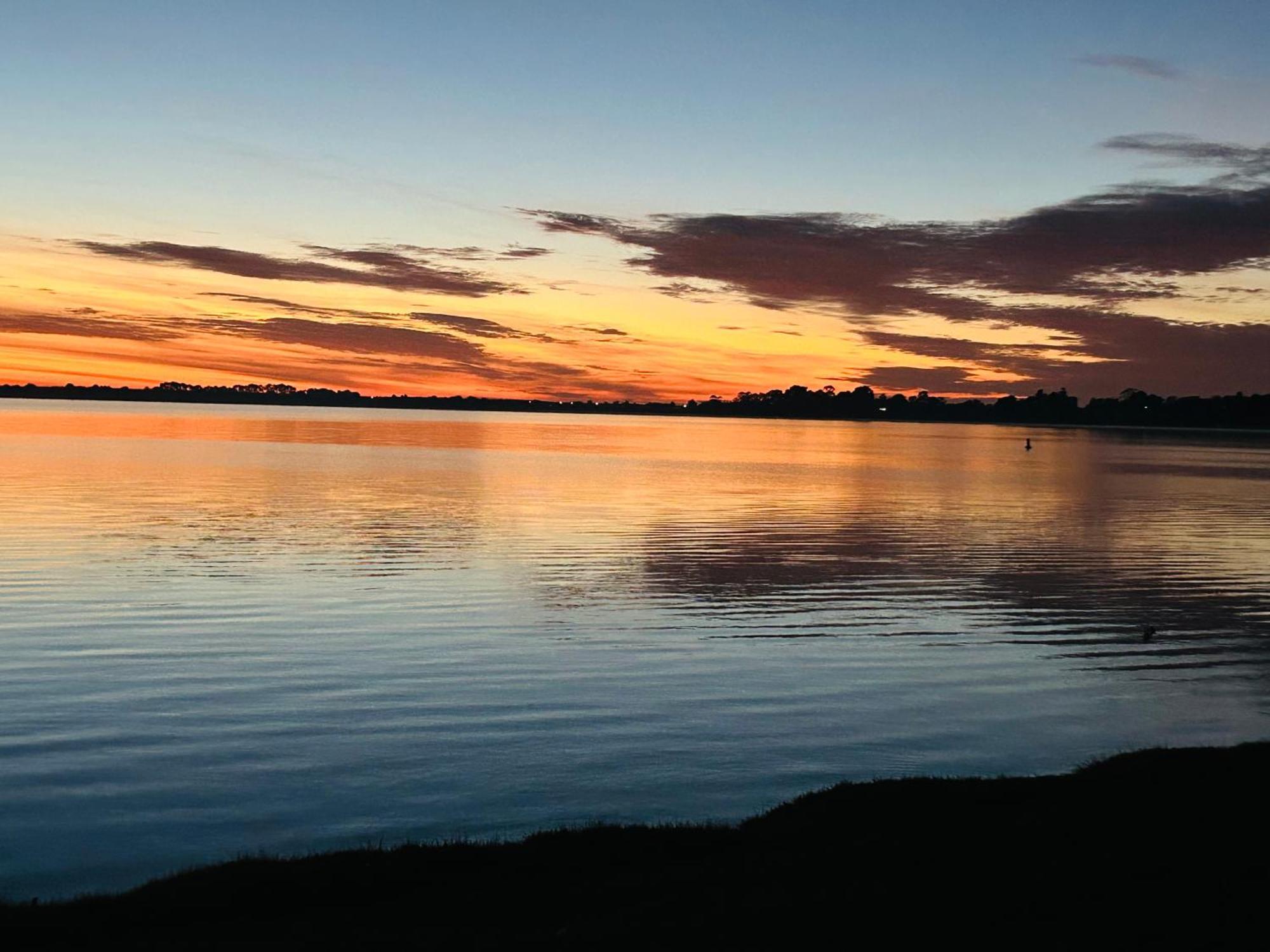 Lake Boga Caravan Park Zewnętrze zdjęcie